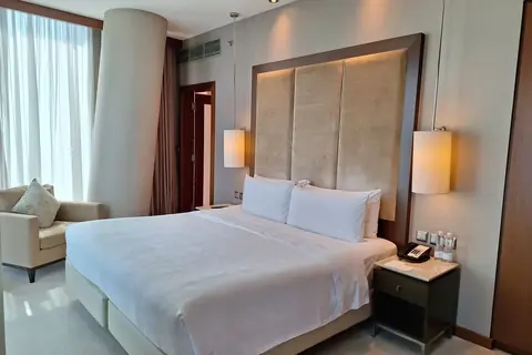 Hotel room with a double bed